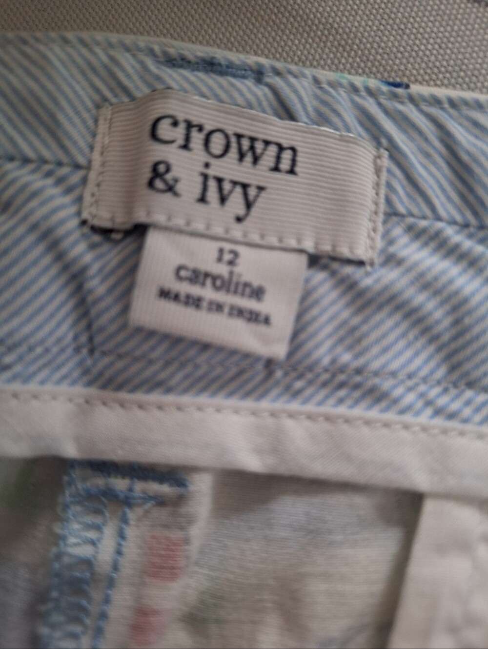 Women’s Light Blue Beach Print Shorts By Crown And IVY Never Worn - Picture 2 of 4